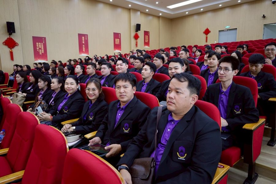 นิสิตบริหารการศึกษาวิทยาเขตเชียงรายและวิทยาลัยการศึกษา ศึกษาดูงาน ณ สาธารณรัฐประชาชนจีน
