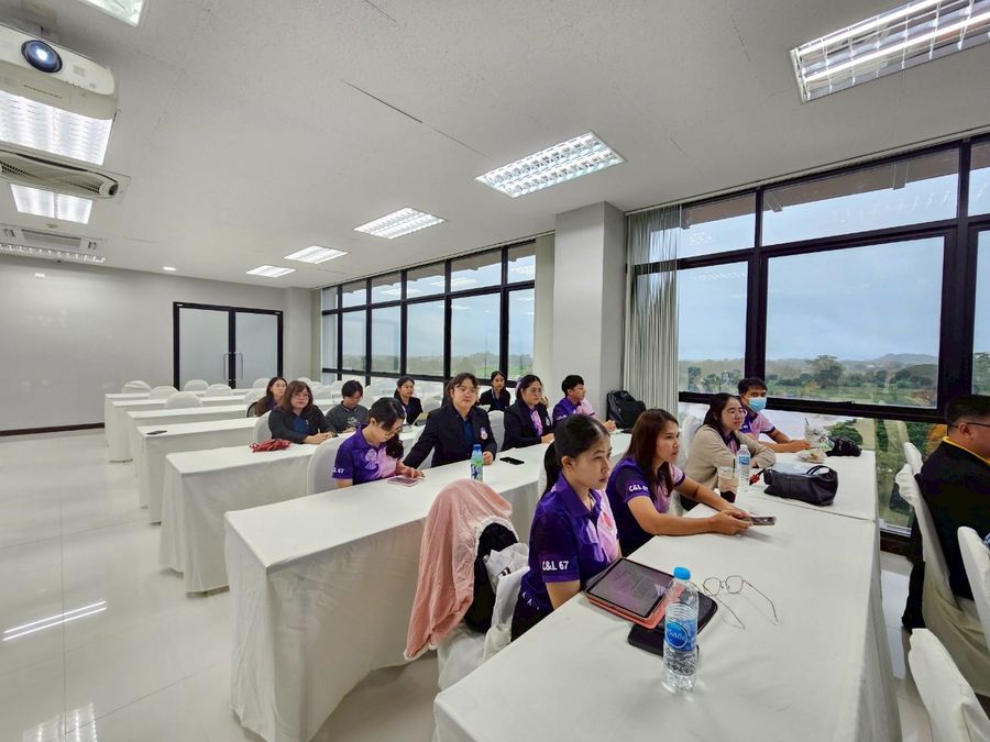 นิสิตวิทยาเขตเชียงราย อบรมทักษะการสื่อสารภาษาไทยและอังกฤษสำหรับครู