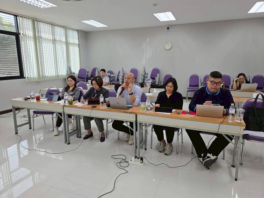 วิทยาเขตเชียงราย สอบโครงร่างงานวิจัยนิสิตบริหารธุรกิจมหาบัณฑิต