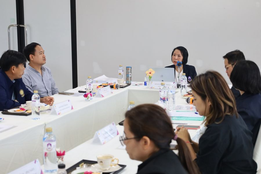 วิทยาเขตเชียงราย ต้อนรับคณะกระทรวงศึกษาธิการ แลกเปลี่ยนองค์ความรู้ด้านการวิเคราะห์ข้อมูลเพื่อการพัฒนานโยบายการศึกษาเชิงประจักษ์