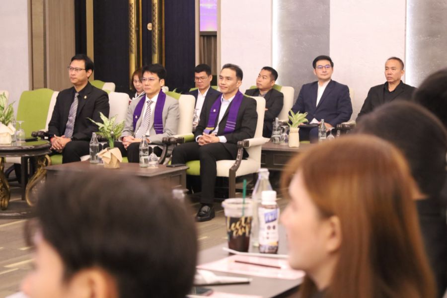นิสิตบริหารการศึกษาวิทยาเขตเชียงรายและวิทยาลัยการศึกษา จัดสัมมนาก้าวข้ามความท้าทาย สู่การบริหารการศึกษายุคใหม่